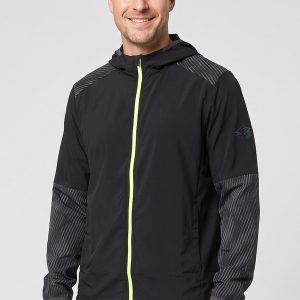 Umbro Men Sportswear Fit Long Sleeve Training Jacket, Black