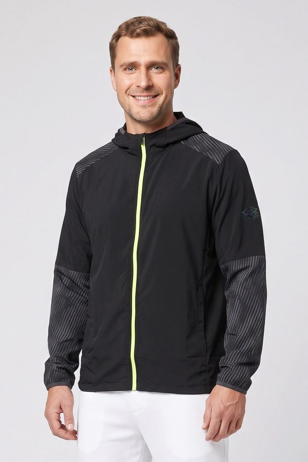 Umbro Men Sportswear Fit Long Sleeve Training Jacket, Black